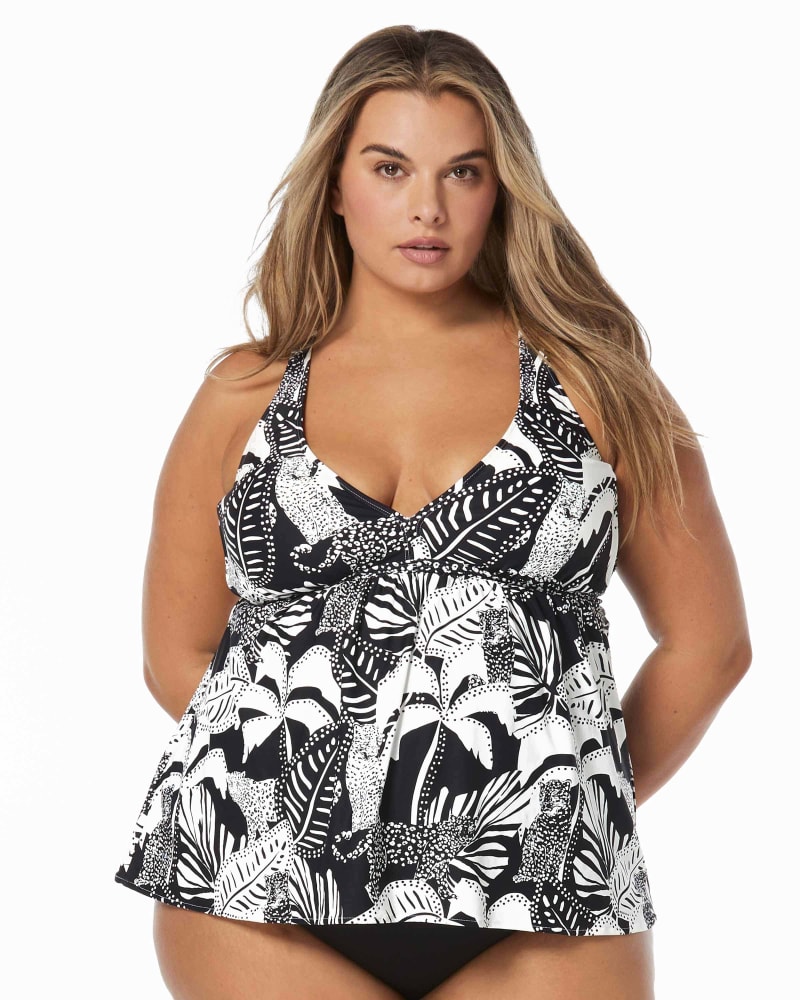 Front of a model wearing a size 36E SUBLIME TANKINI in CAST-BLACK by Coco Reef. | dia_product_style_image_id:332951